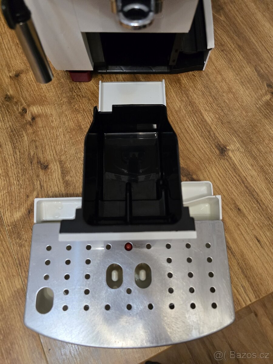 Kávovar De'Longhi Magnifica S se zárukou - 3