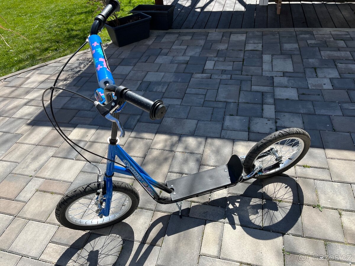 Kolobezka Worker - 3