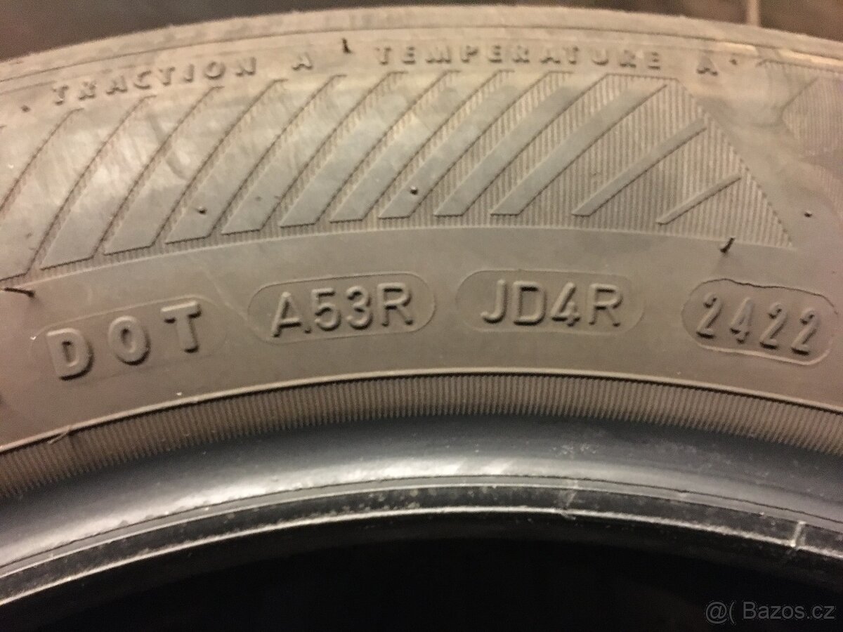 Letní pneu 215/55 R17 Goodyear Effic Performance 2 - 3
