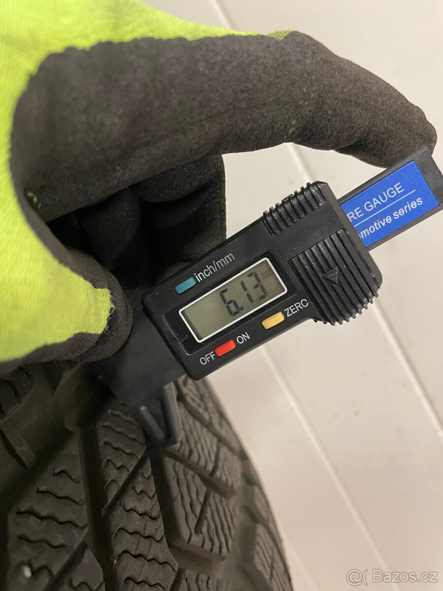 Pirelli Sottozero 3 255/45 R19 104W 2Ks zimní pneumatiky - 3