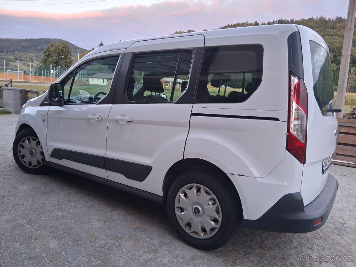 Ford Tourneo Connect 2014 - 3