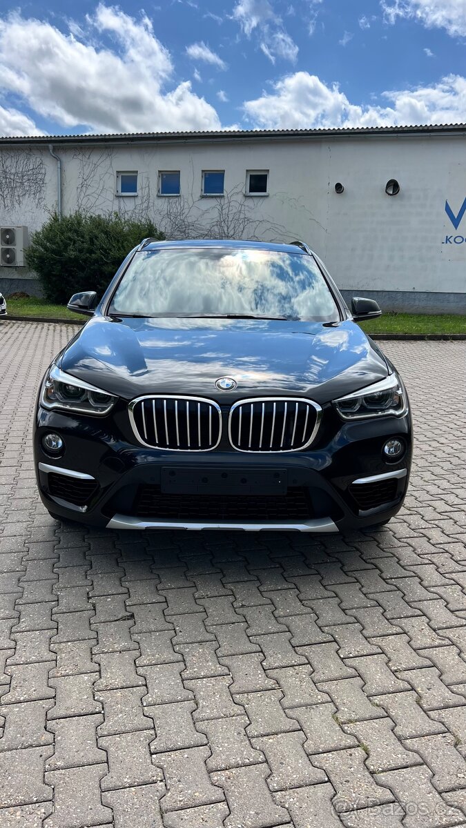 BMW X1, 2.0i sDrive, benzín, 141kw, 2019, Servis BMW - 3