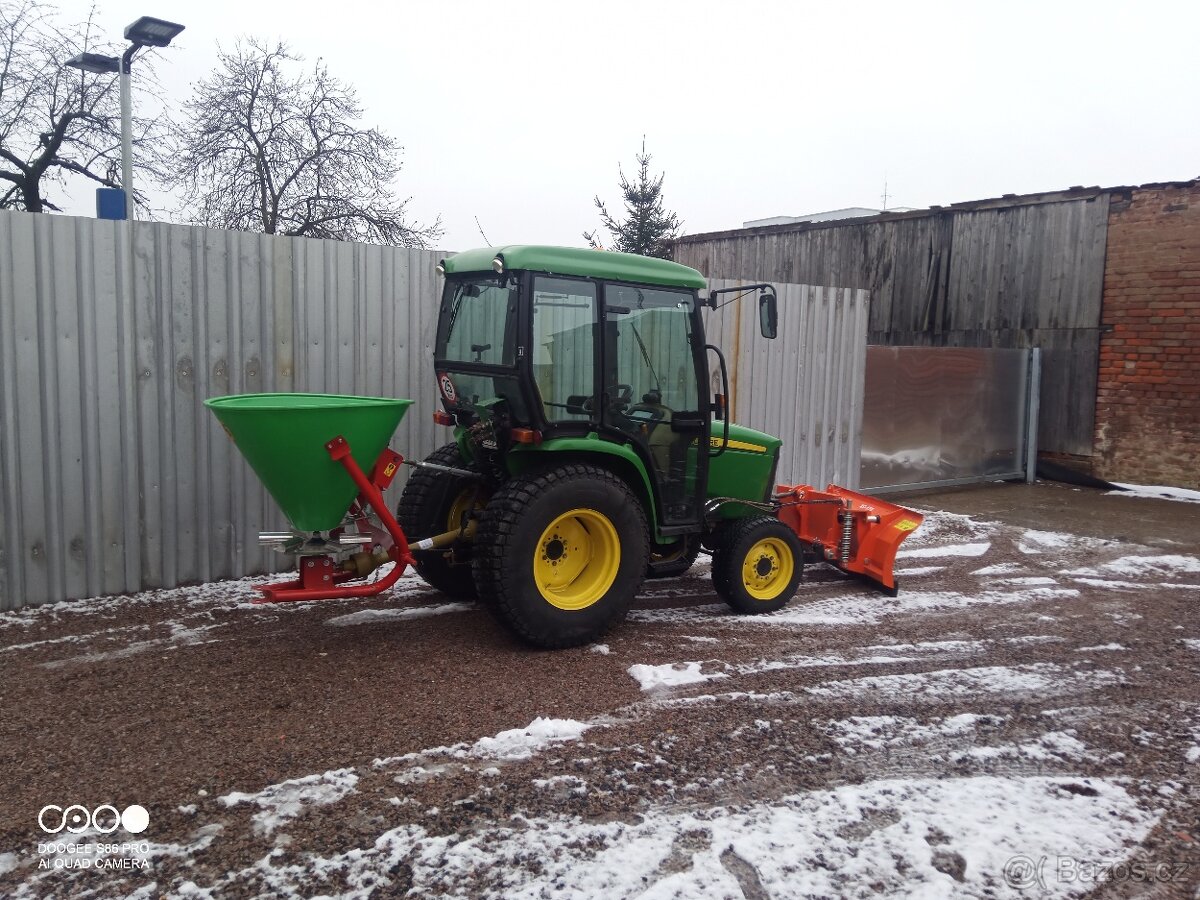 John Deere 3036 zimní údržba - 3