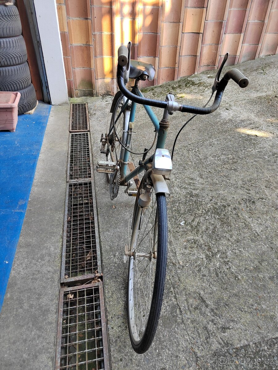 Kolo Favorit - původní - 3