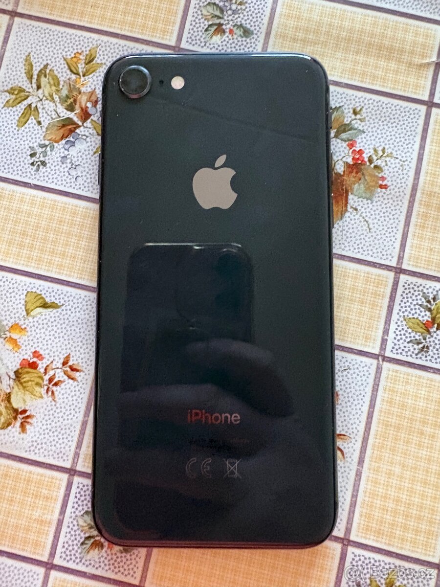 iPhone 8 - 3