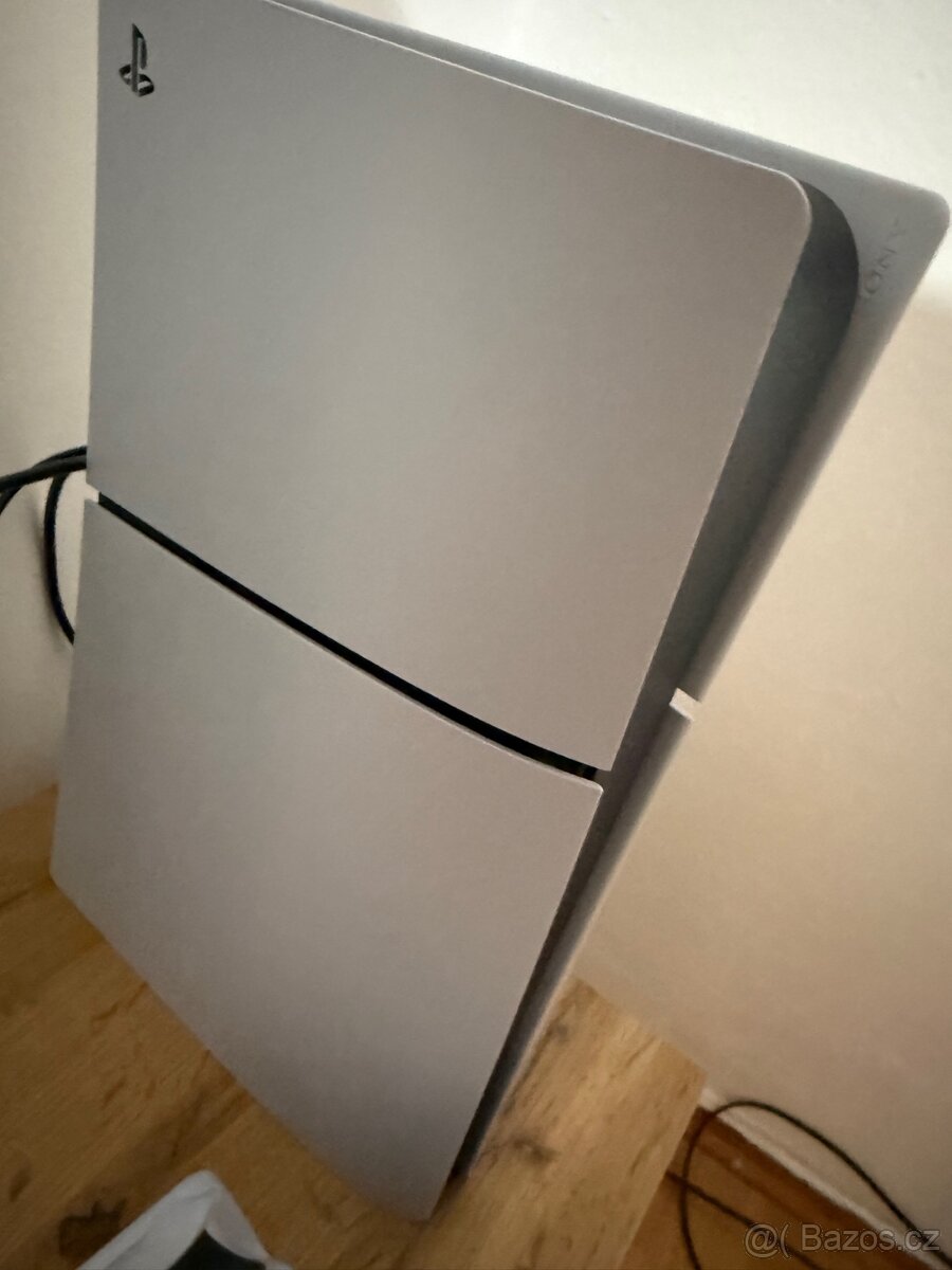 PlayStation 5 s mechanikou - 3