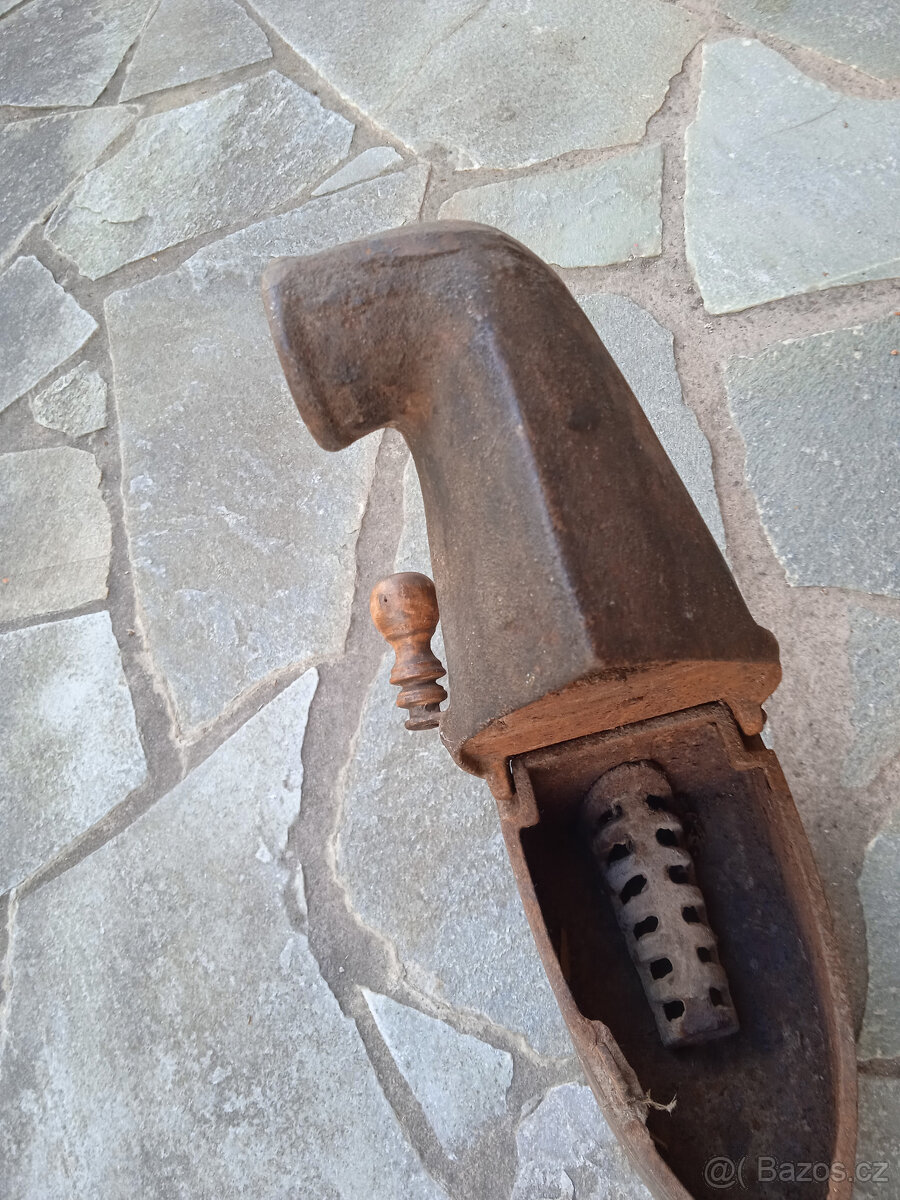 komínová žehlička - 3