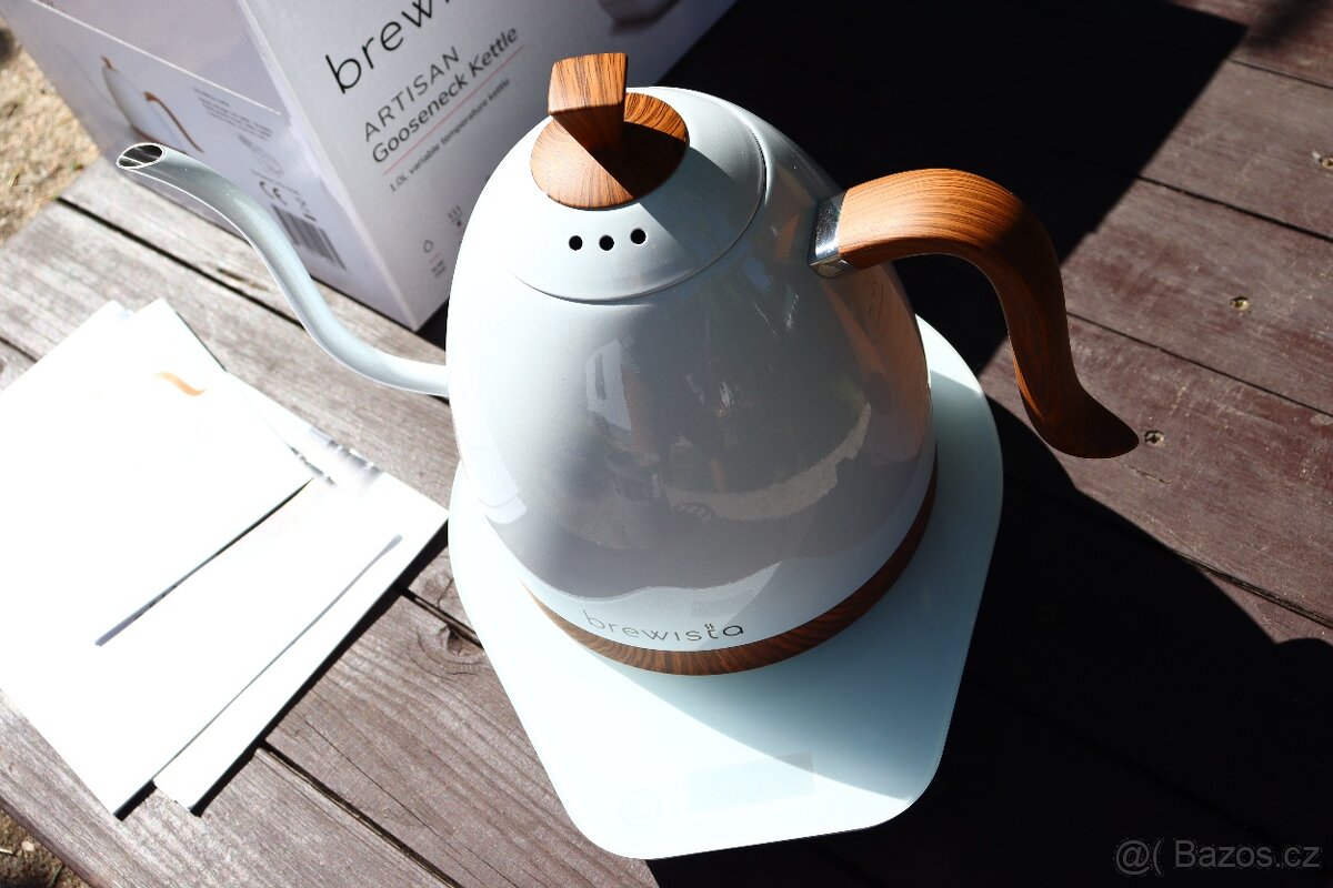 Digitální rychlovarná konvice Brewista Artisan Pearl White - 3