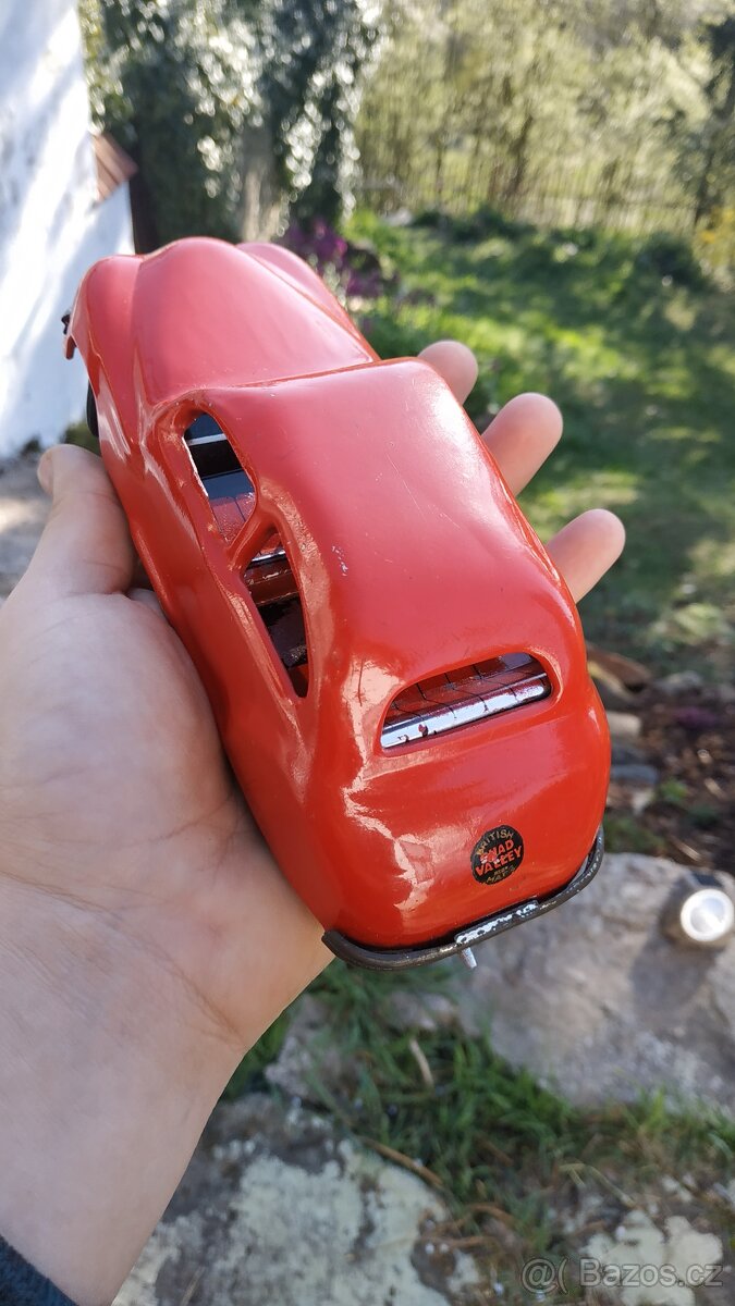 Krasný velký starý kovový angličák - 3