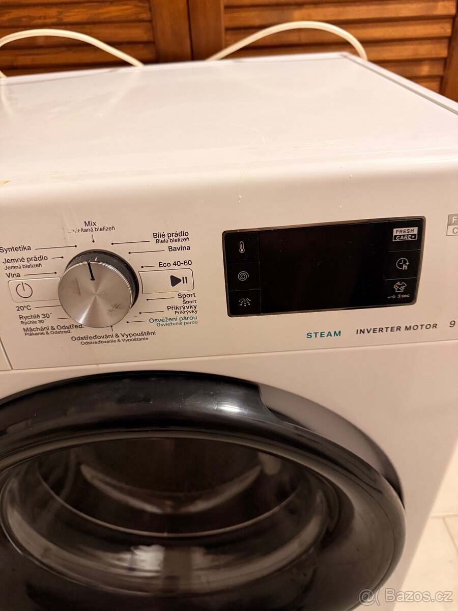 Pračka Whirlpool velká 60 cm - 3