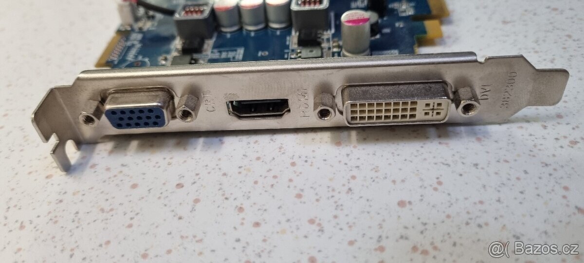 AMD Radeon Sapphire HD5570 2GB DDR3 - 3