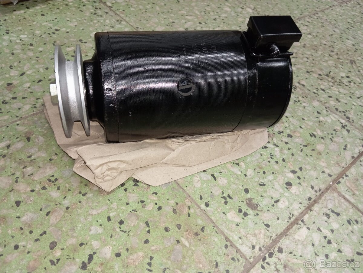 Dinamo Zetor 25 a Super - 3