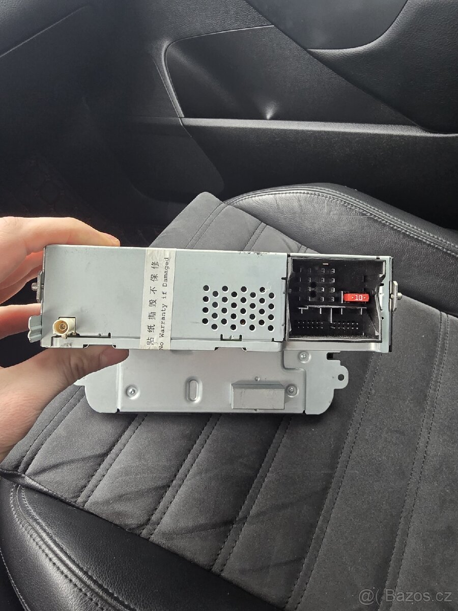 Navigace passat b6 - 3