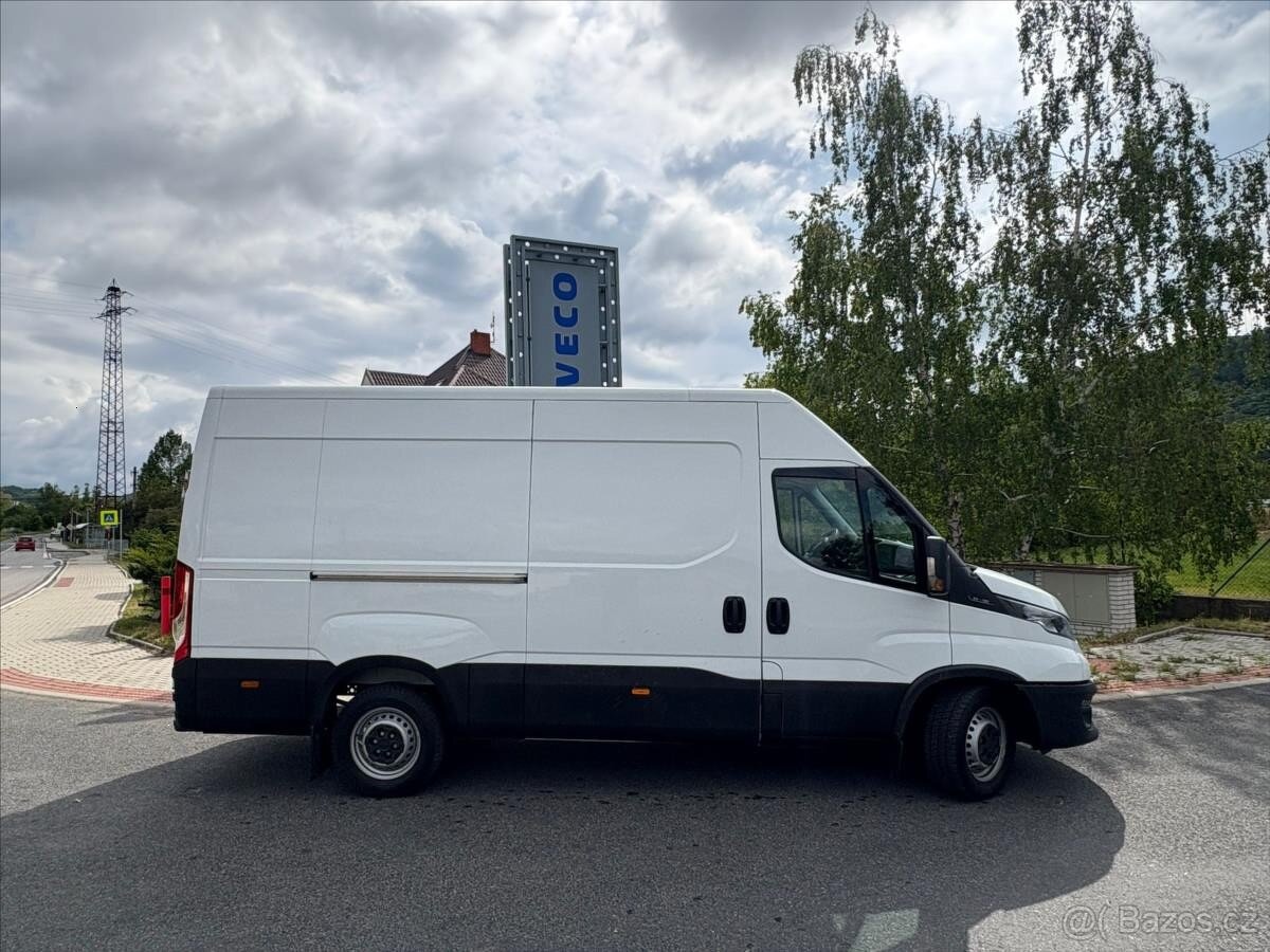 Iveco Daily 2,3 35S16V (2022) - 3