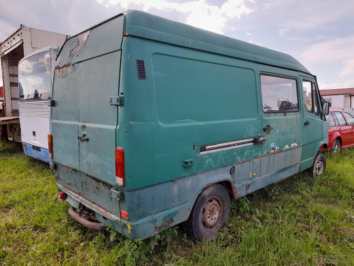 Mercedes-Benz T1 díly - 3