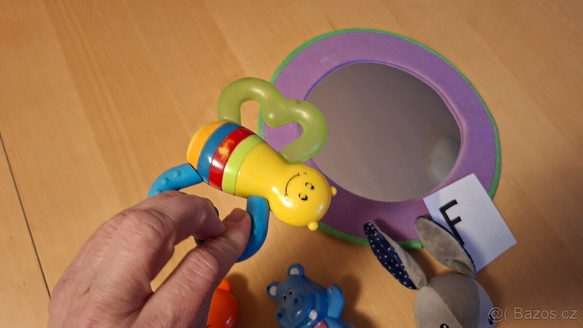 Lucka F - sada zrcátko, štěrchátka - 3