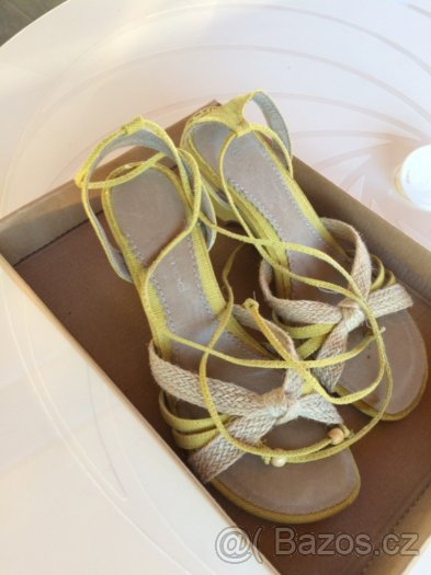 NOVÉ, KRÁSNÉ, SANDÁLKY VEL.37 Barva Limetka - 3