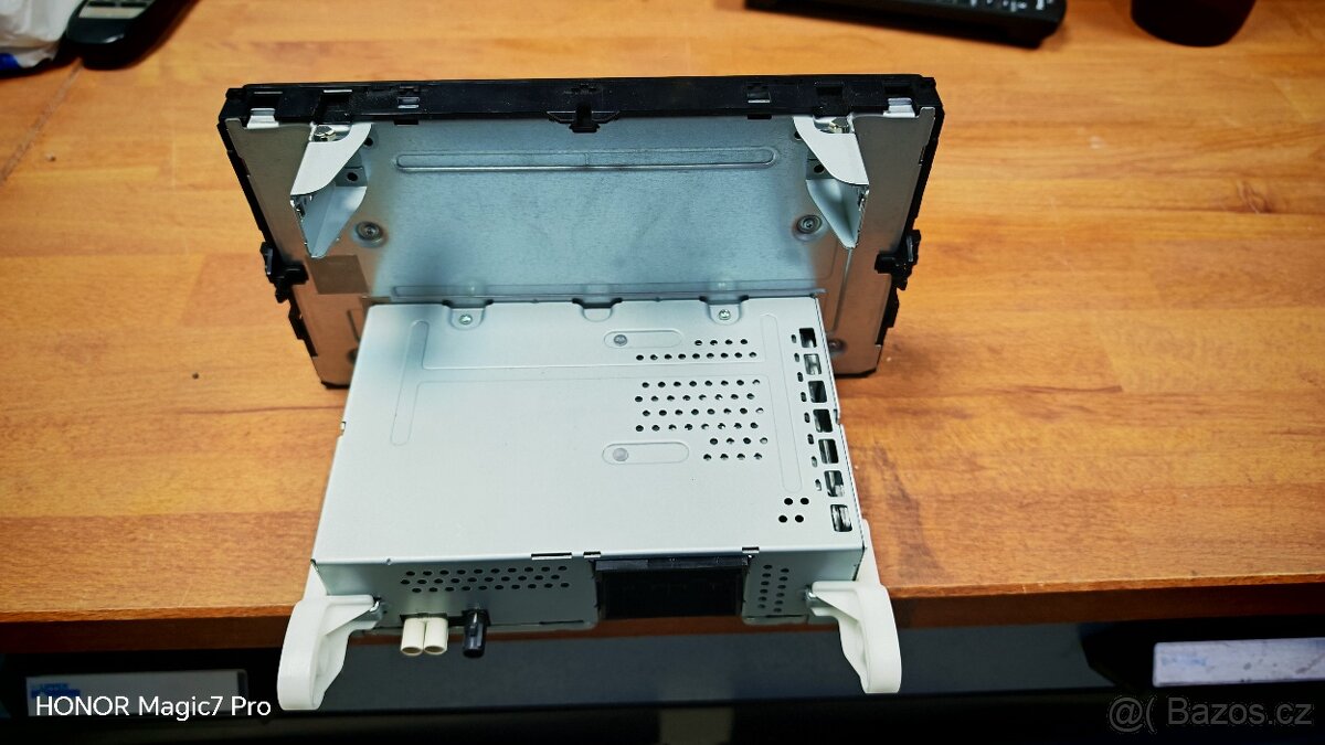 Rádio originál VW z T6. 1 - 3