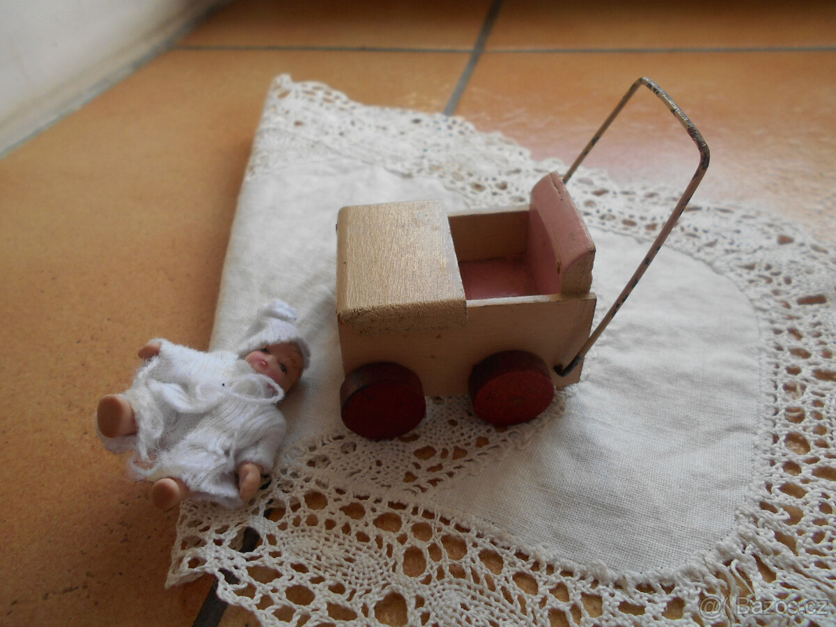 STARÝ MALÝ KOČÁREK - KÁRKA + PANENKA - 3