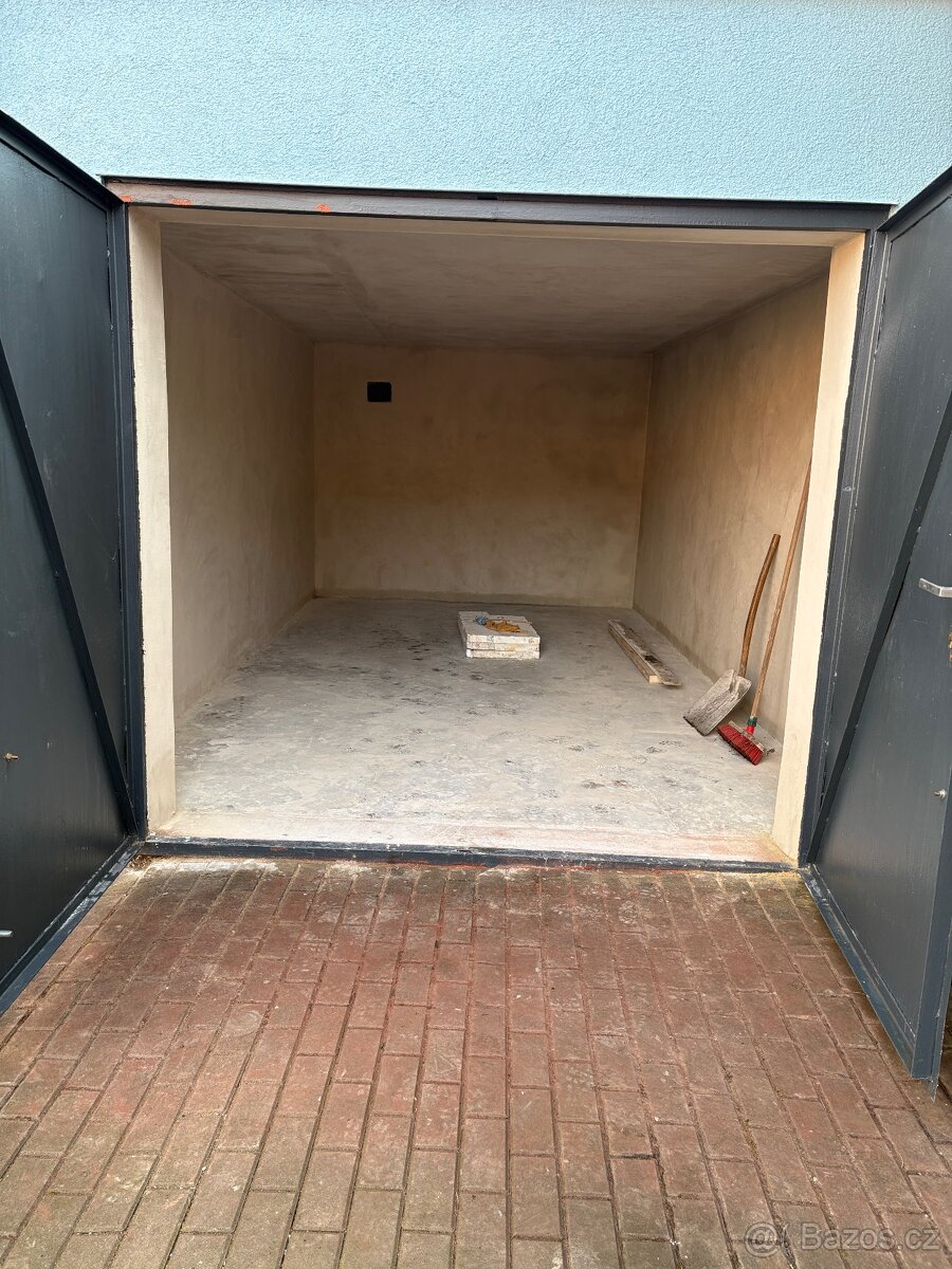 Prodám garáž, Kadaň - 3