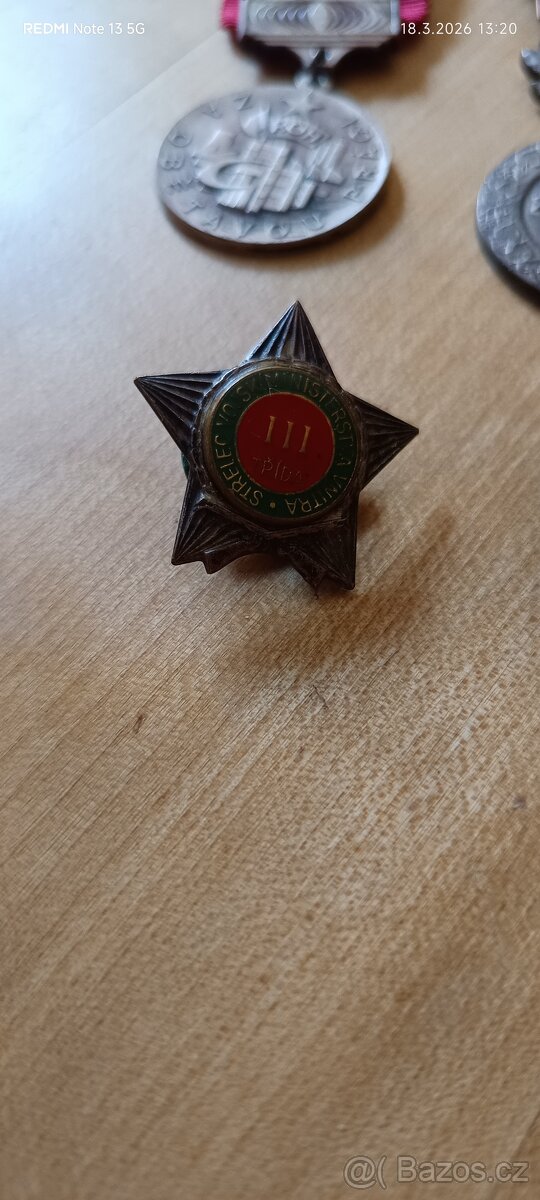 Soubor medaile a odznaky - 3