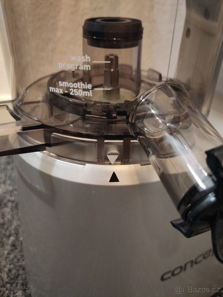 Odšťavňovač šnekový Concept LO706x - 3