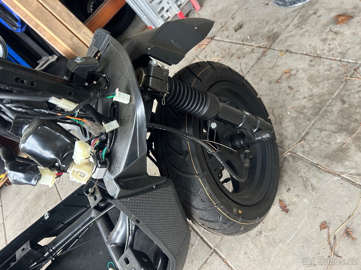 Kentoya SAXON-i. 4T 125r.v.2022 NAHRADNI DILY - 3