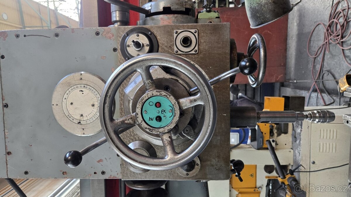 Radiální vrtačka RF50 - 3