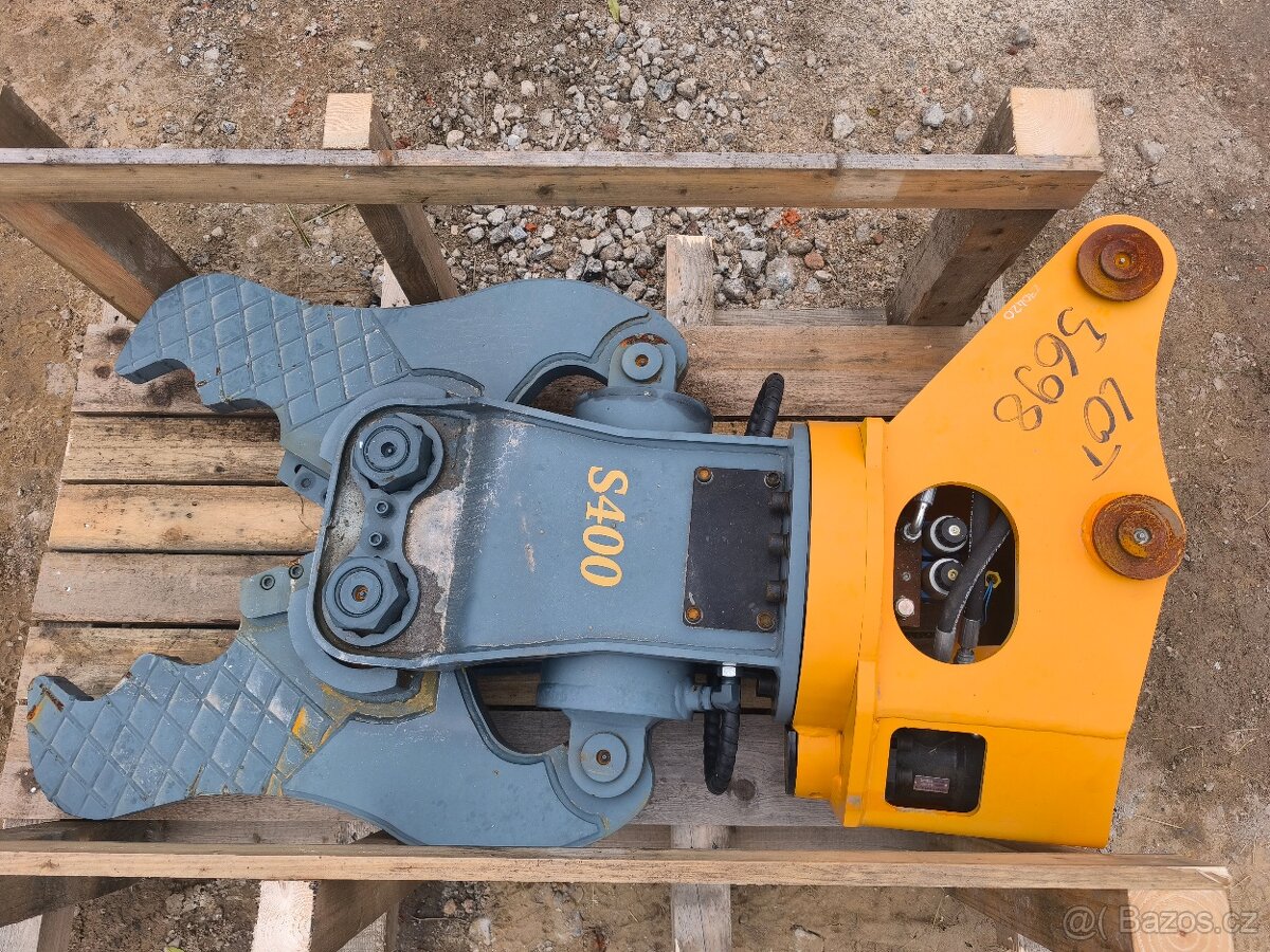 Demoliční nůžky s rotátorem pro 5-10t - 3