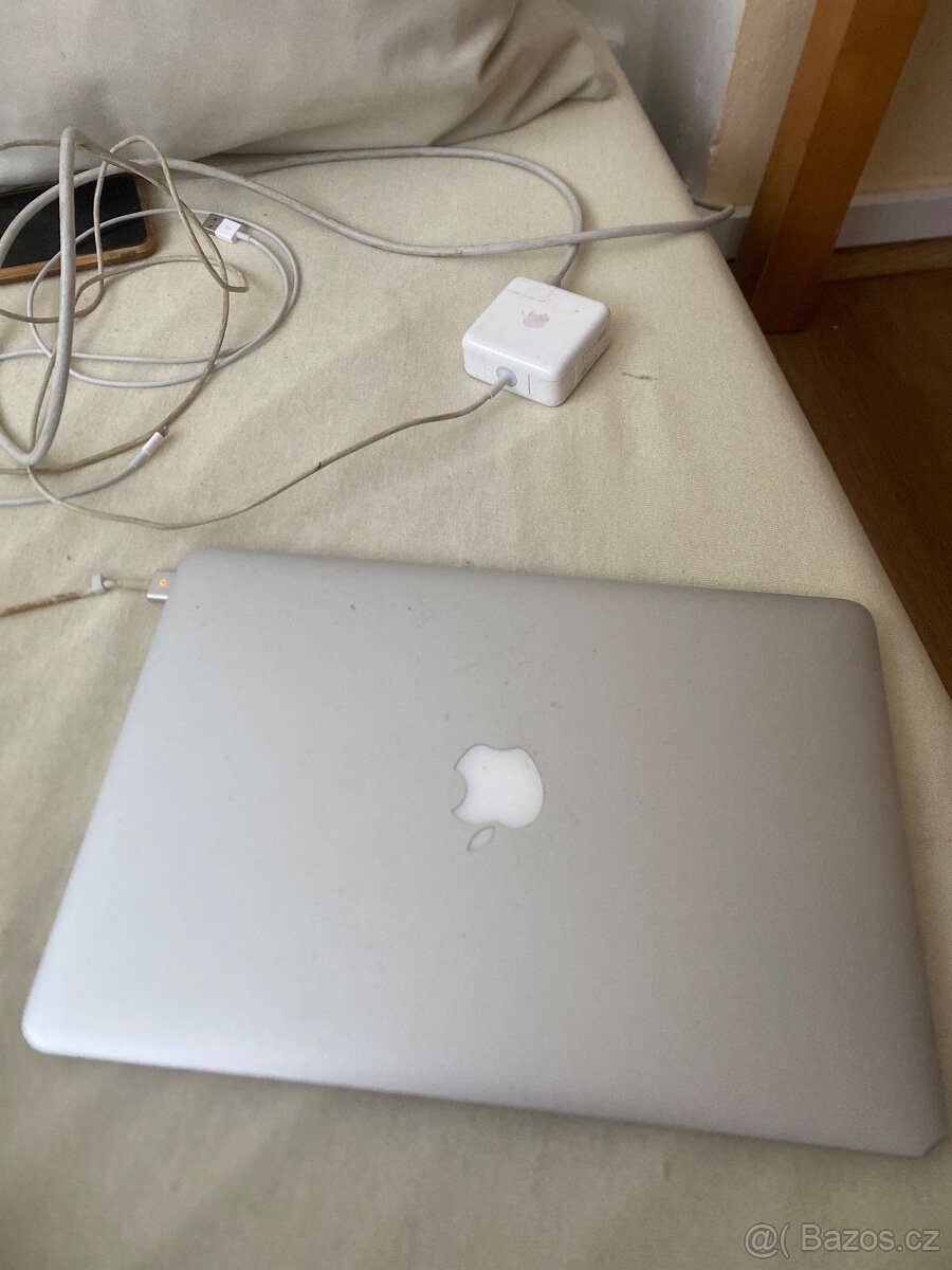 Macbook air 13 (2017) - 3