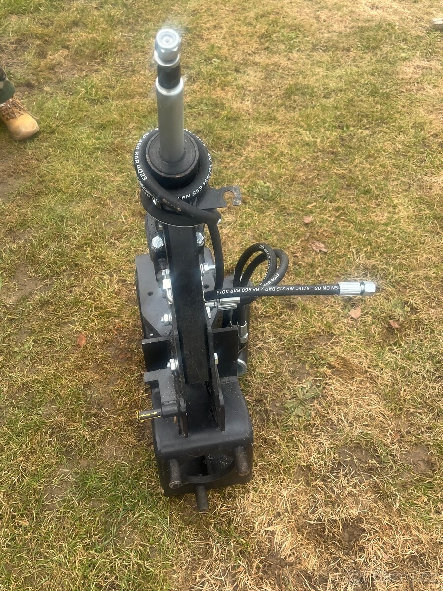 Posilovač řízení - 3