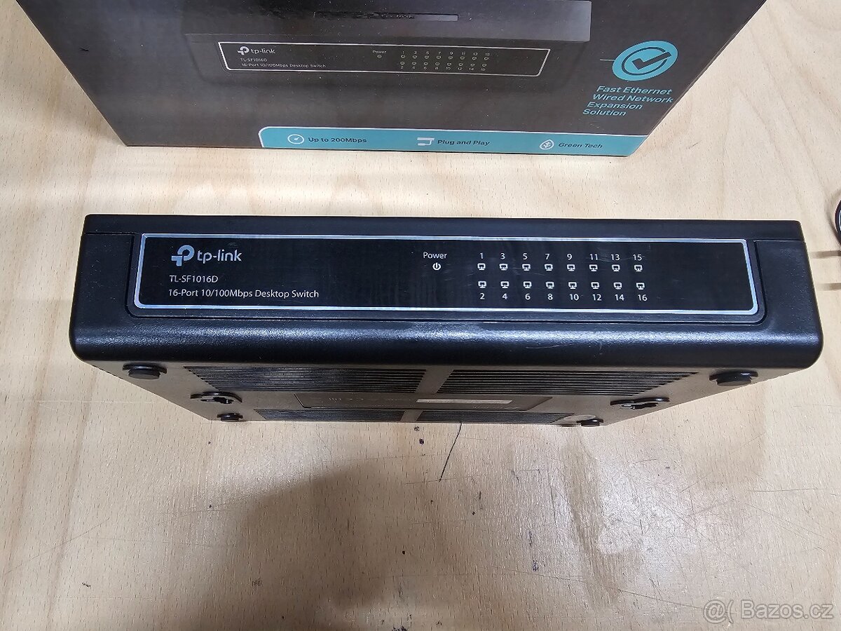 TP-Link TL-SF1016D 16portový switch 100 Mbit/s - 3