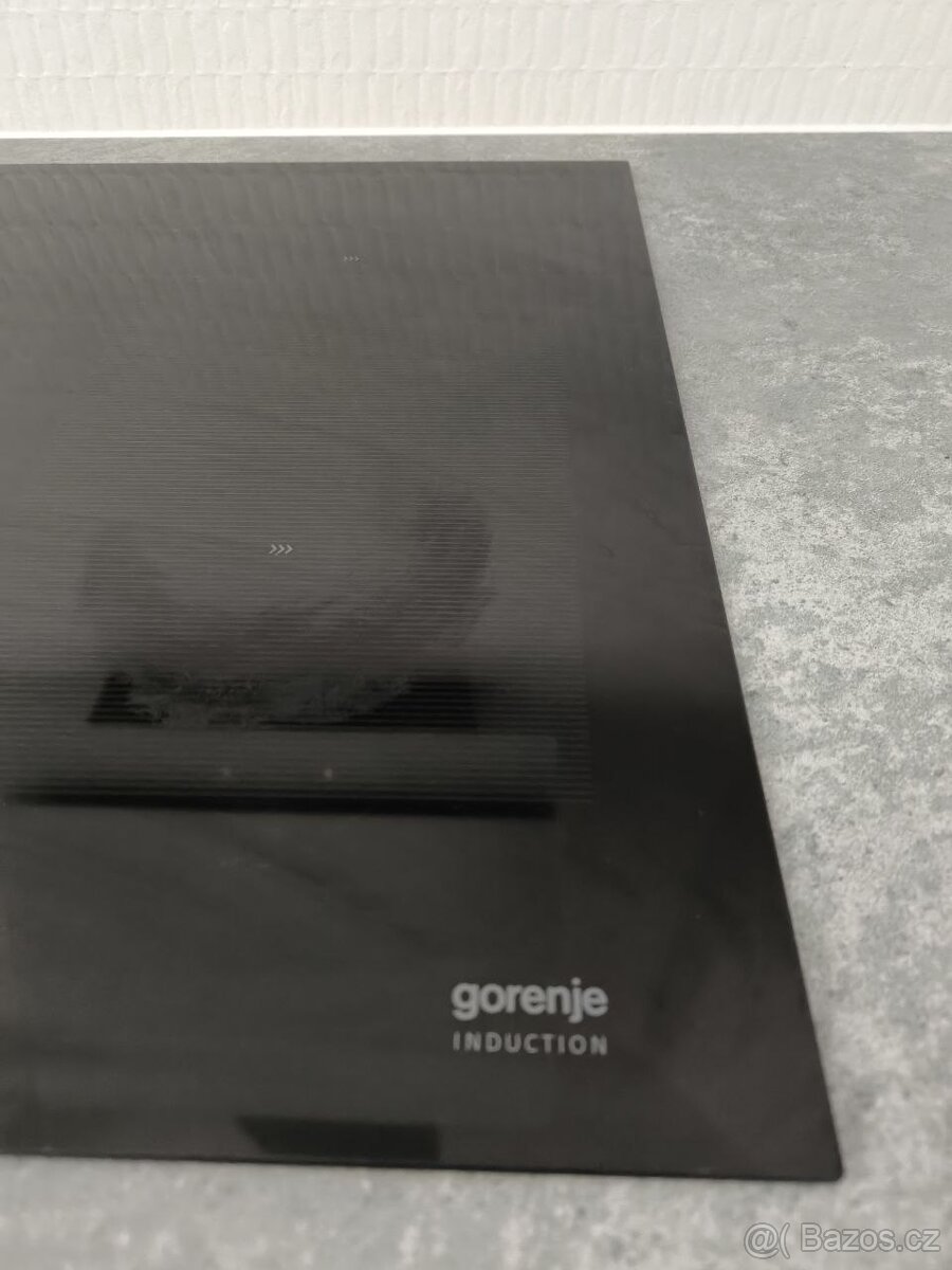 Prodám indukční desku + parní troubu Gorenje (set) - 3