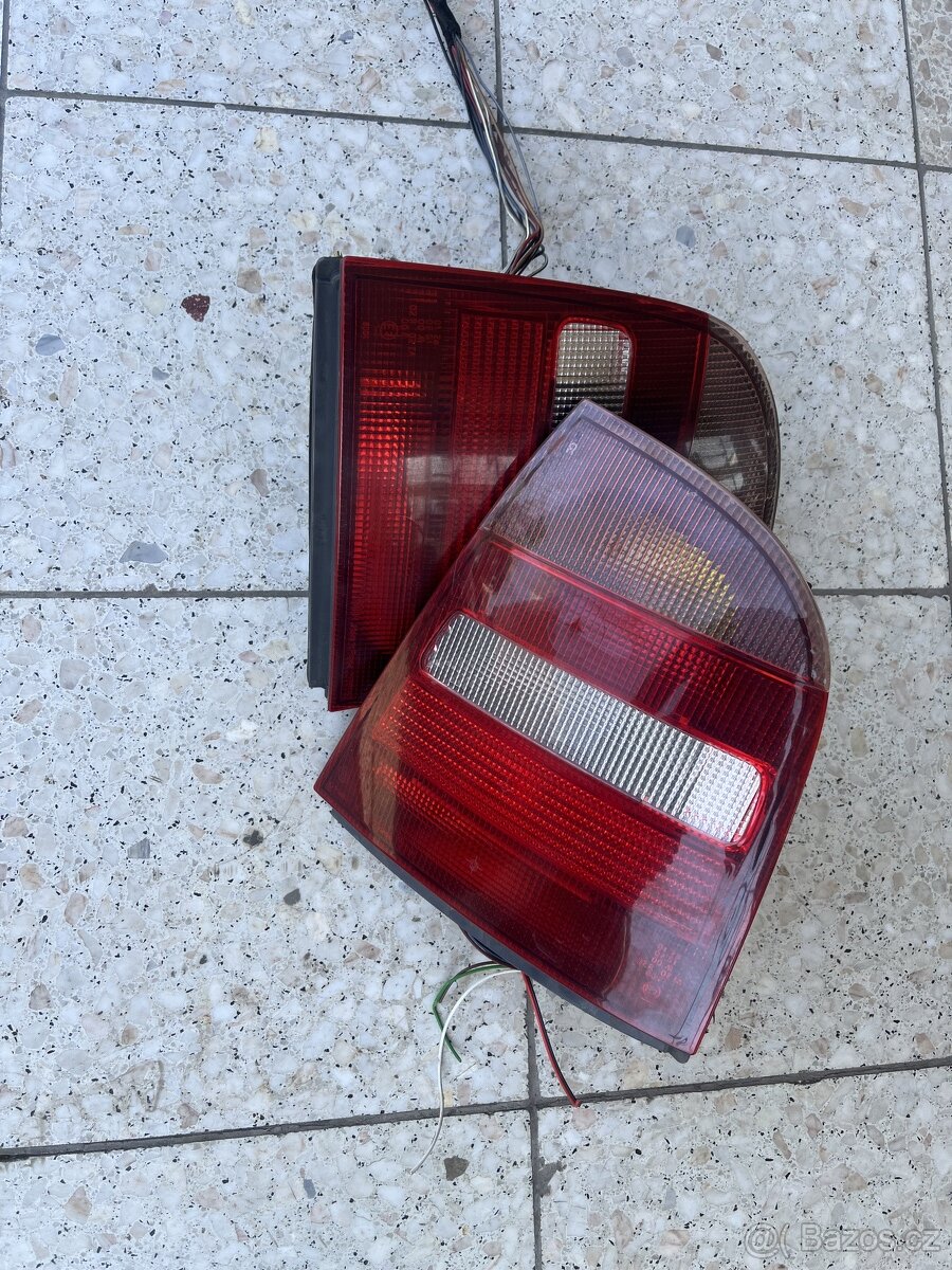 Zadní světla - Škoda octavia - 3