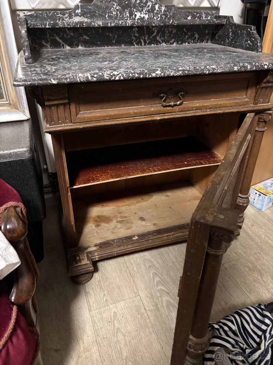 Starožitná komoda historismus - 3