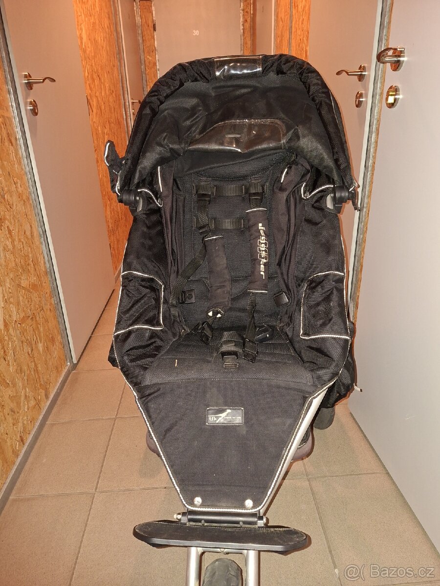 Kočárek TFK Jogger černy - 3