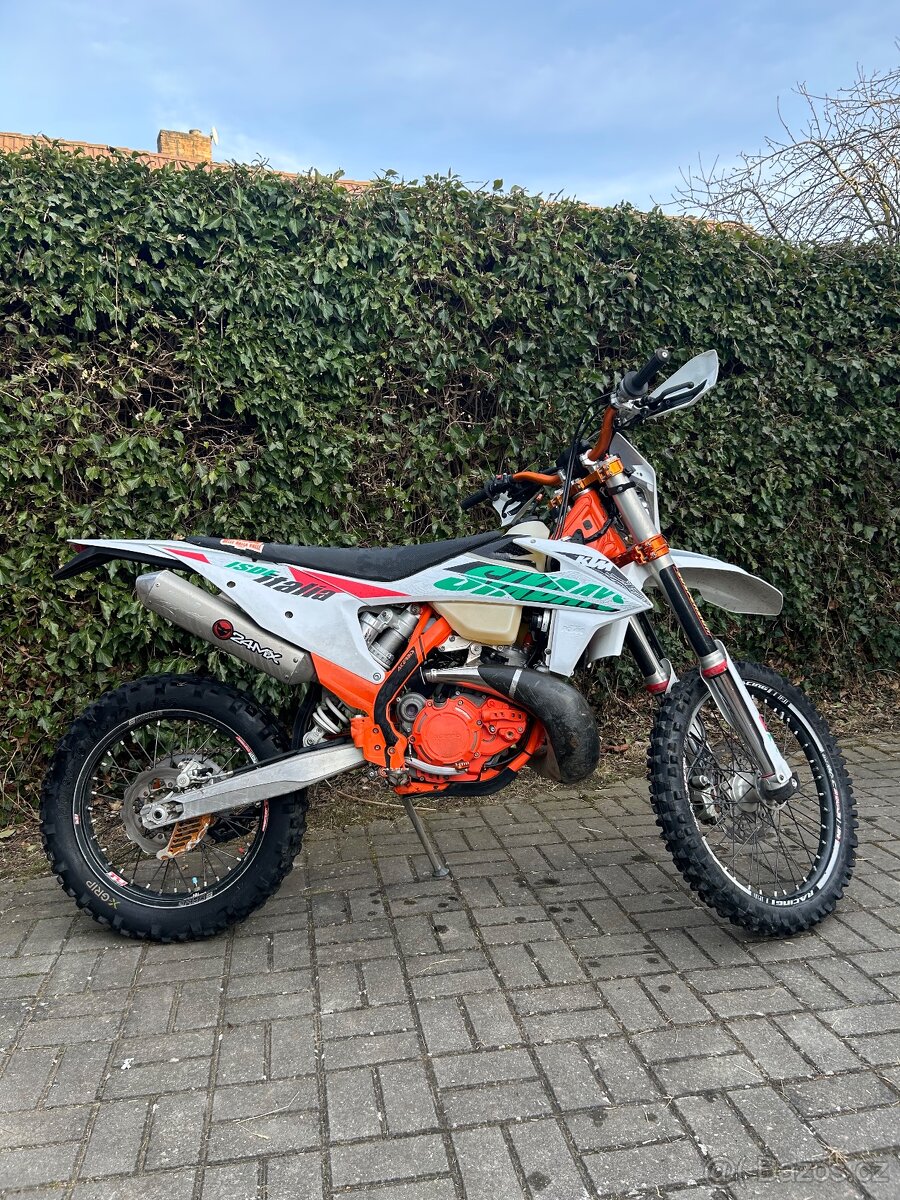 Ktm exc 300 six days