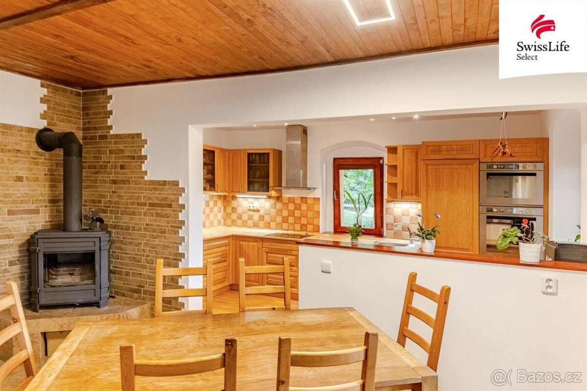 Prodej rodinného domu 204 m2, Křešice - 3