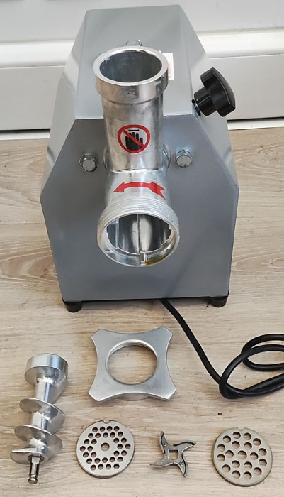 Elektrický mlýnek na maso 750W 60 kg/hod. 2 šajby - 3