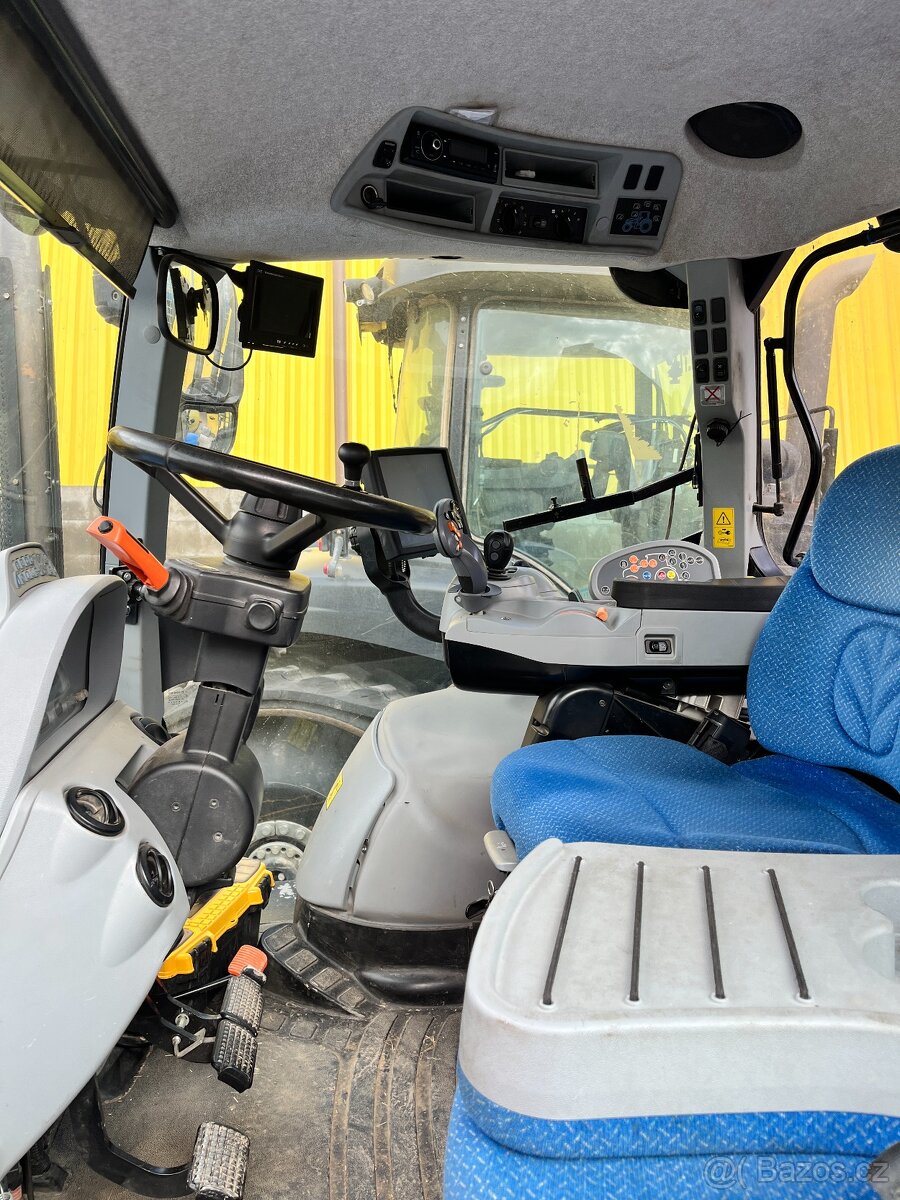 New Holland T7. 260 - 3