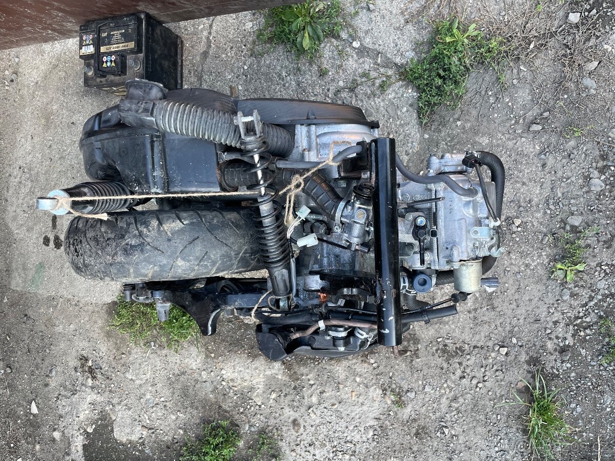 Dily motoru Yamaha N-max 125 - 3