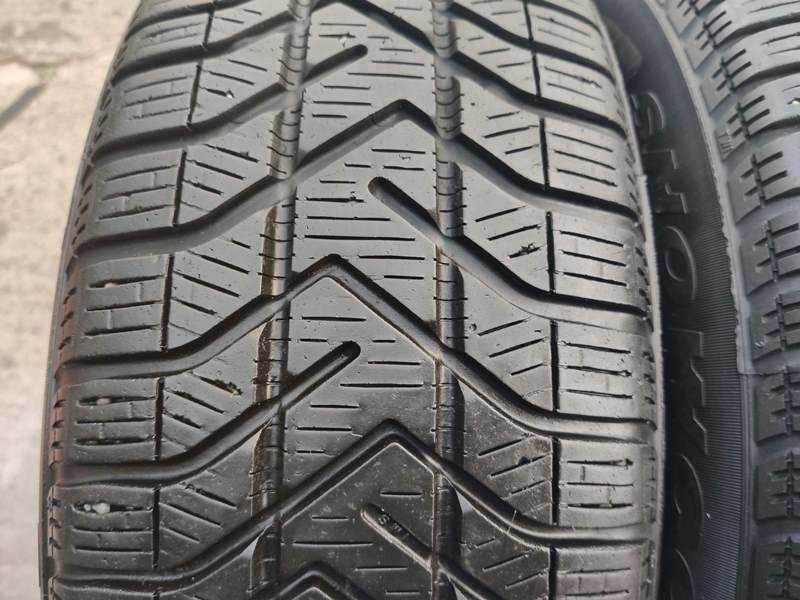 Zimní pneu Pirelli 88T 185 60 15 - 3