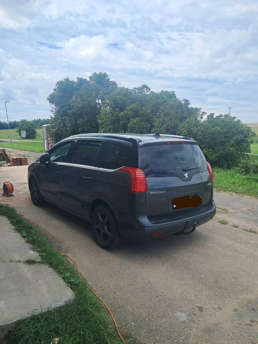 Peugeot 5008 - 3