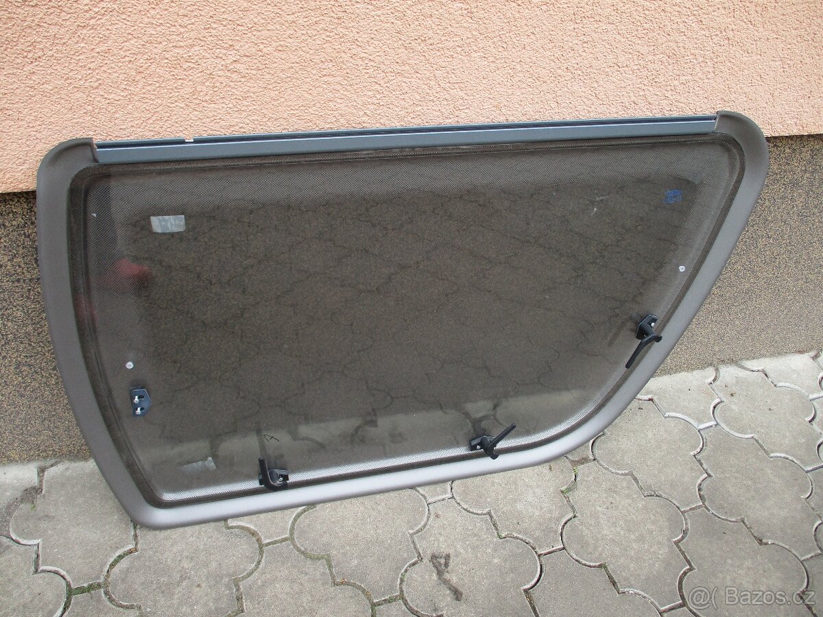 Okno č. 6 ke karavanu HOBBY - boční, rok 2009 - 3