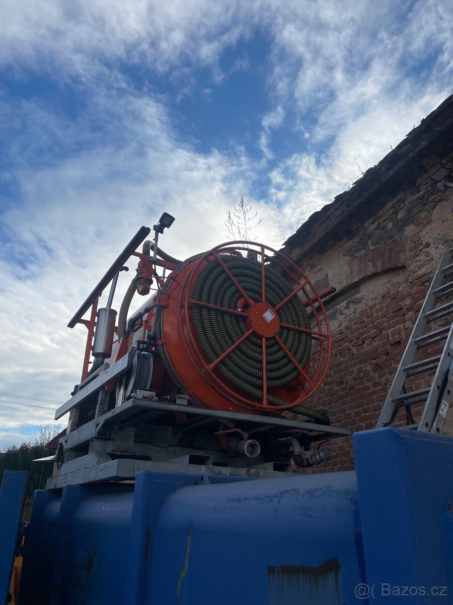 Fekální nastavba - 3