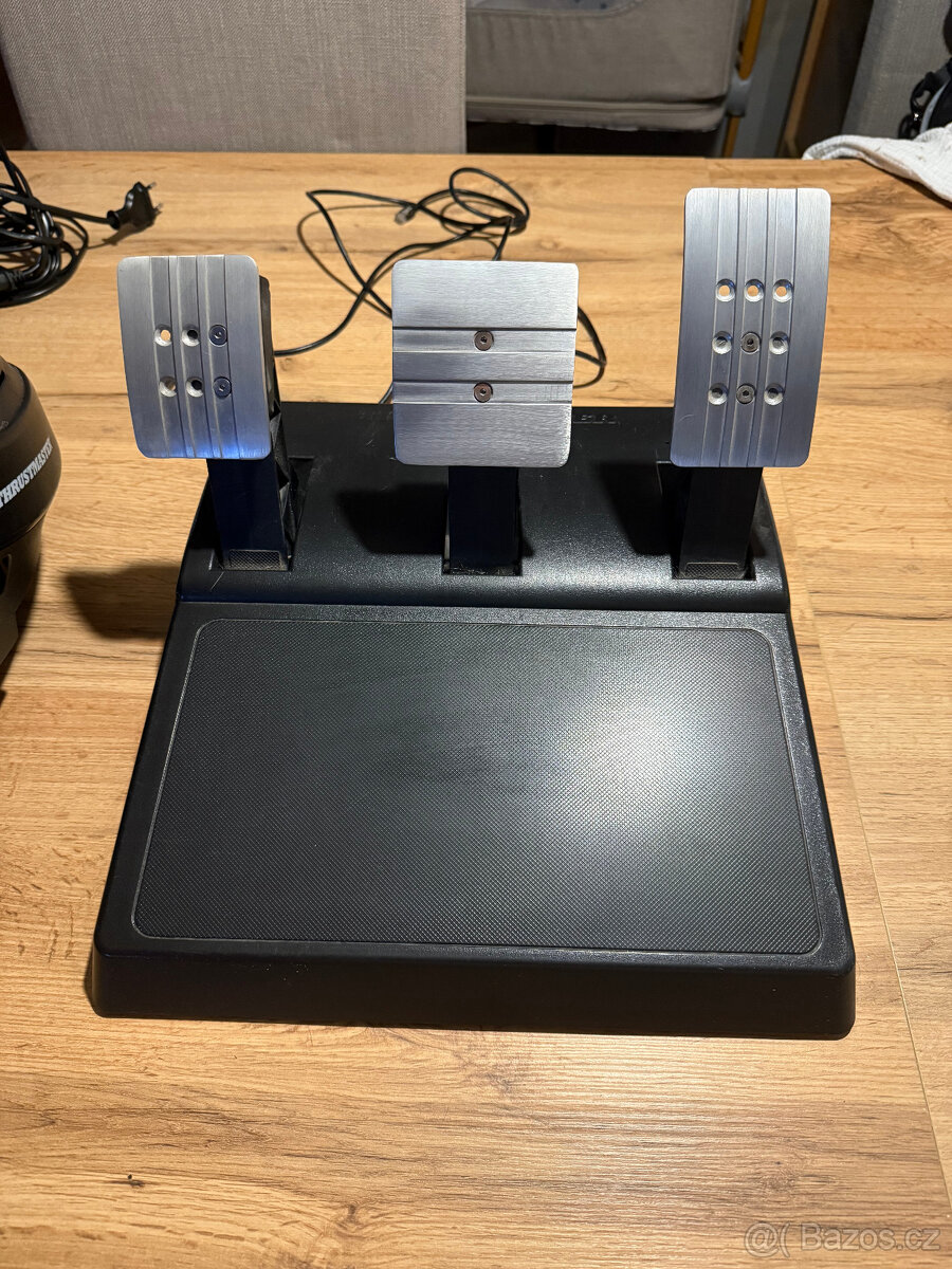 Thrustmaster volant T300 RS GT, s pedály, force feedback - 3