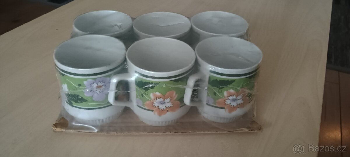 Sada retro hrnků - 3