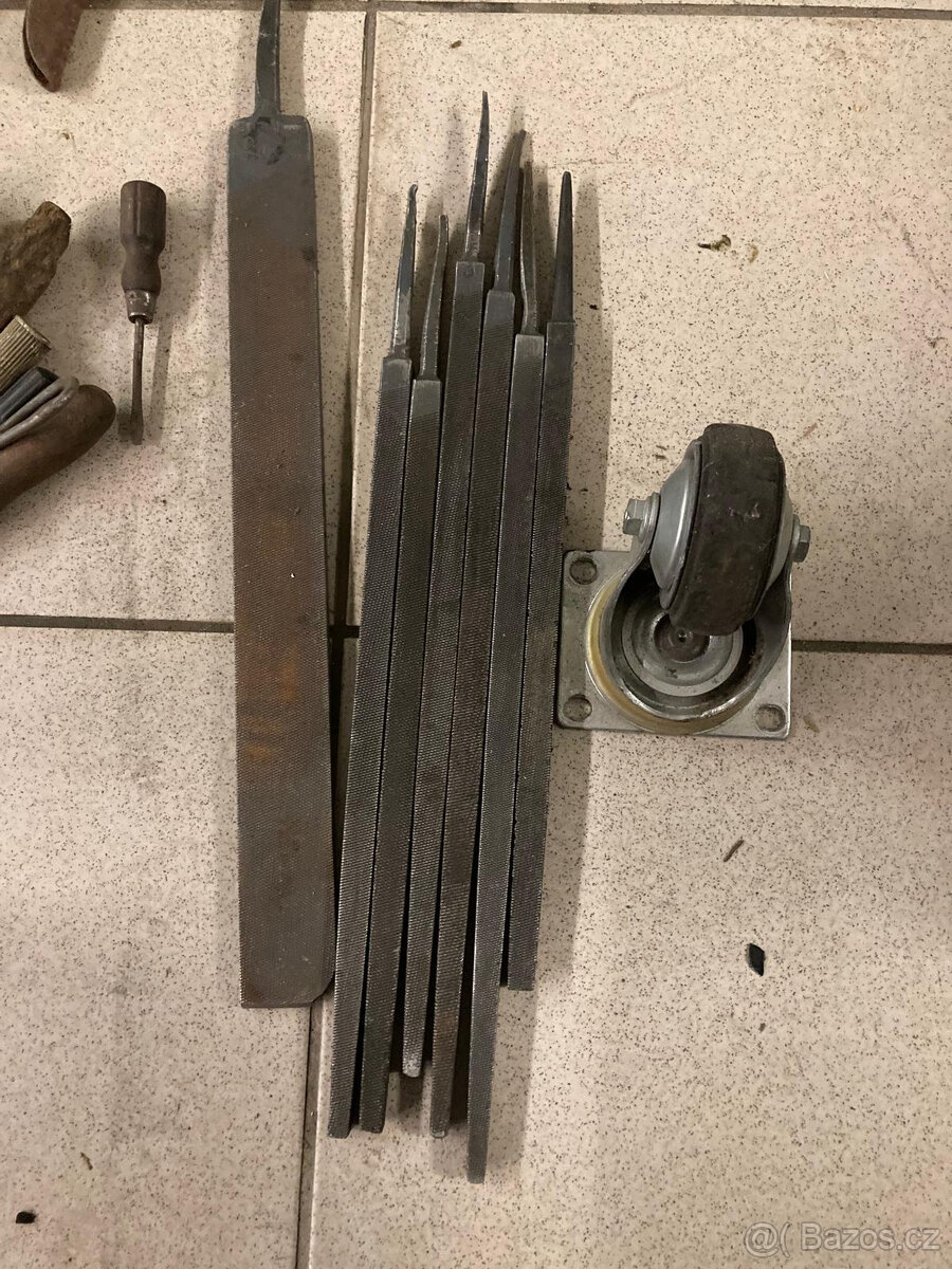 Nářadí / klíče / kleště / šroubováky / - 3