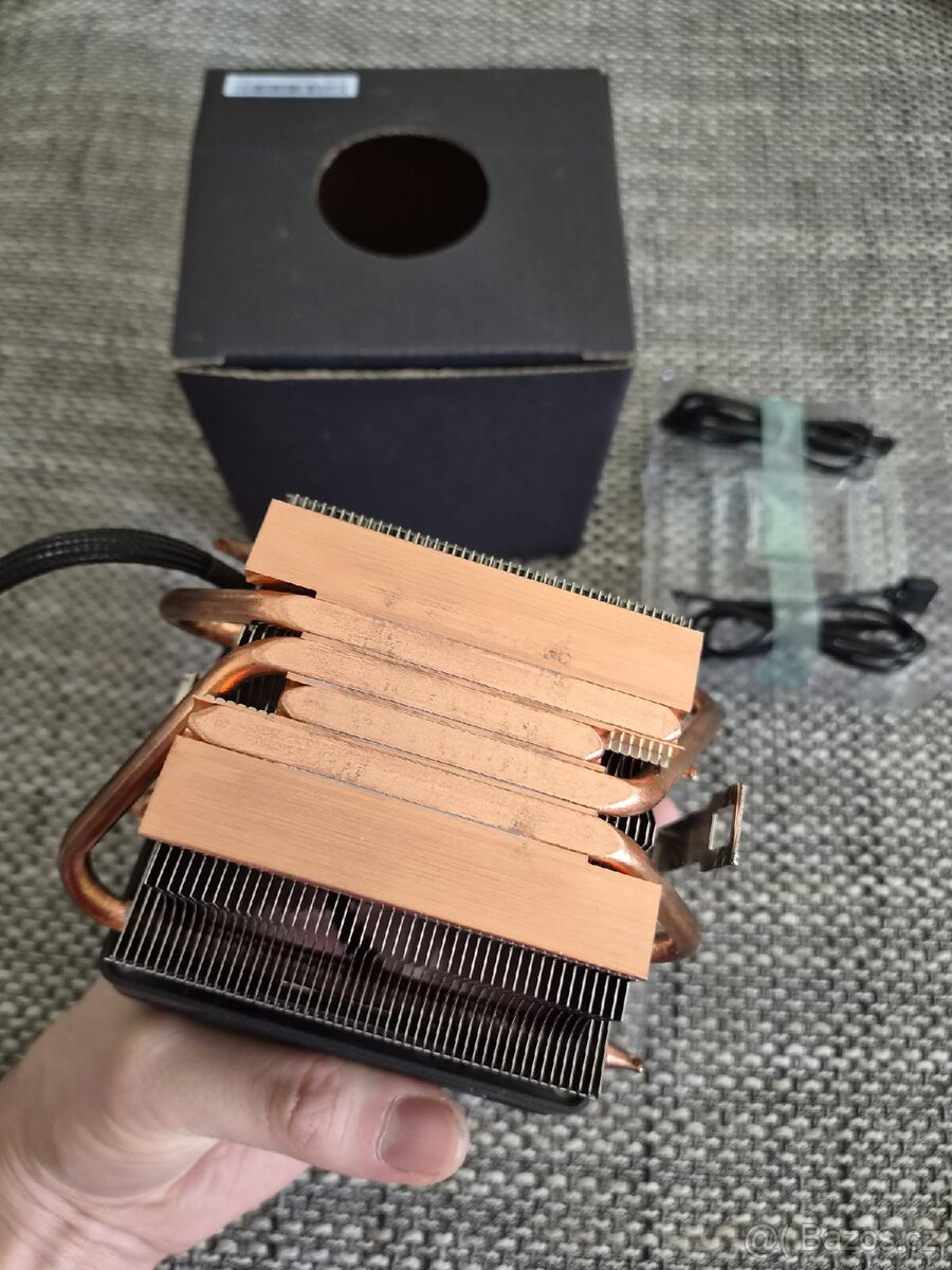 Chladič AMD Wraith Prism RGB - 3