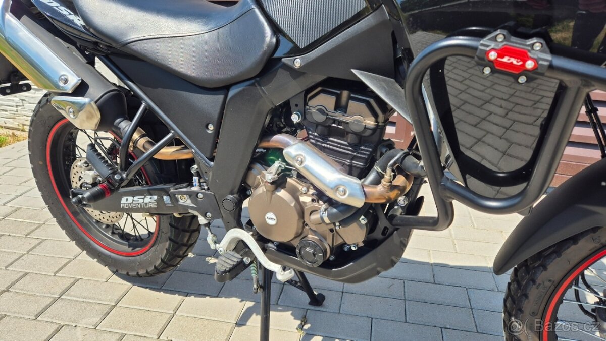 Prodám UM DSR ADVENTURE 125 TT / 11kW / 10,9Nm